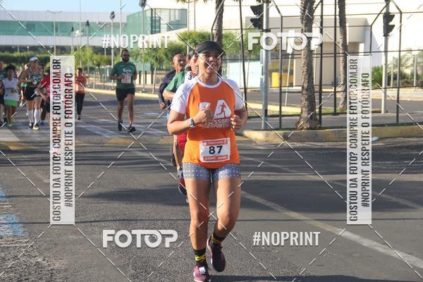 Buy your photos of the eventCORRIDA INDOR PRAIA DE VERO TERESINA SHOPPING on Fotop