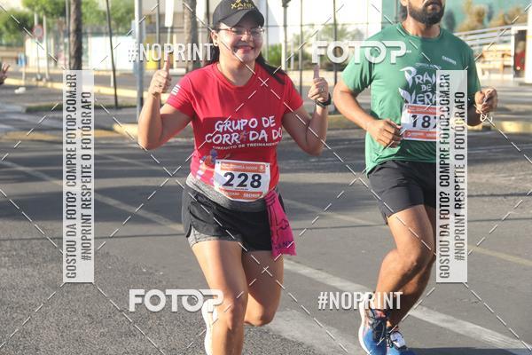 Buy your photos of the eventCORRIDA INDOR PRAIA DE VERO TERESINA SHOPPING on Fotop