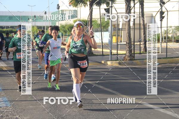 Buy your photos of the eventCORRIDA INDOR PRAIA DE VERO TERESINA SHOPPING on Fotop