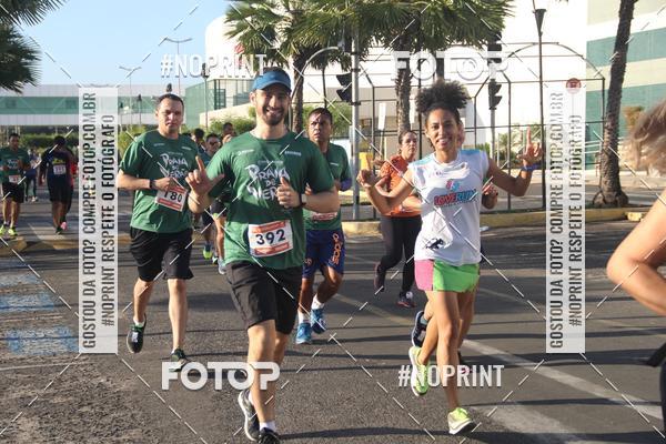 Buy your photos of the eventCORRIDA INDOR PRAIA DE VERO TERESINA SHOPPING on Fotop