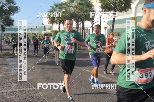 Buy your photos of the eventCORRIDA INDOR PRAIA DE VERO TERESINA SHOPPING on Fotop