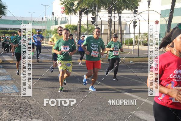 Buy your photos of the eventCORRIDA INDOR PRAIA DE VERO TERESINA SHOPPING on Fotop