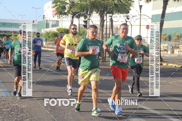Buy your photos of the eventCORRIDA INDOR PRAIA DE VERO TERESINA SHOPPING on Fotop