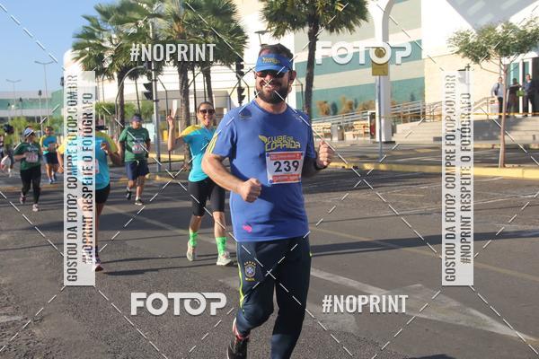 Buy your photos of the eventCORRIDA INDOR PRAIA DE VERO TERESINA SHOPPING on Fotop