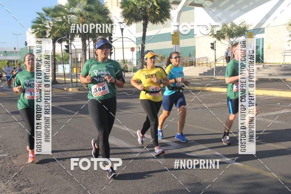 Buy your photos of the eventCORRIDA INDOR PRAIA DE VERO TERESINA SHOPPING on Fotop