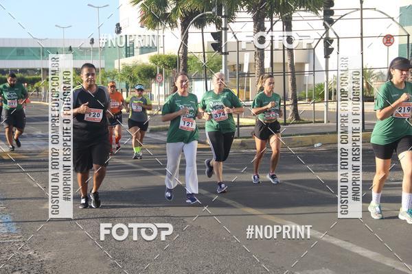Buy your photos of the eventCORRIDA INDOR PRAIA DE VERO TERESINA SHOPPING on Fotop