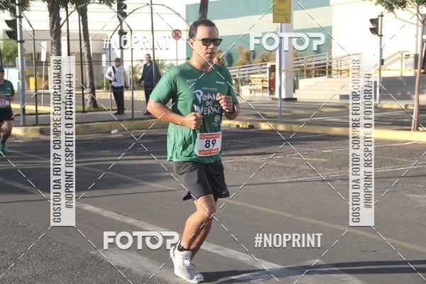 Buy your photos of the eventCORRIDA INDOR PRAIA DE VERO TERESINA SHOPPING on Fotop