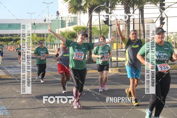 Buy your photos of the eventCORRIDA INDOR PRAIA DE VERO TERESINA SHOPPING on Fotop