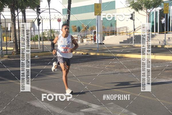 Buy your photos of the eventCORRIDA INDOR PRAIA DE VERO TERESINA SHOPPING on Fotop