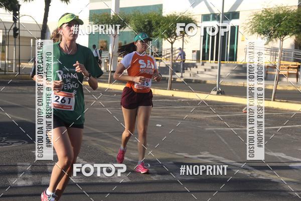 Buy your photos of the eventCORRIDA INDOR PRAIA DE VERO TERESINA SHOPPING on Fotop