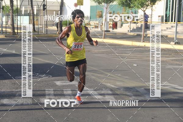 Buy your photos of the eventCORRIDA INDOR PRAIA DE VERO TERESINA SHOPPING on Fotop