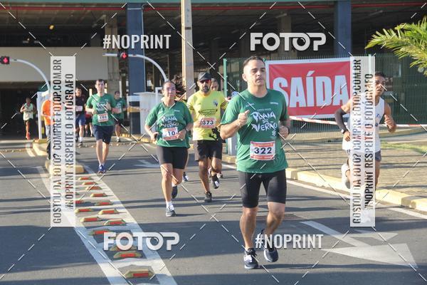 Buy your photos of the eventCORRIDA INDOR PRAIA DE VERO TERESINA SHOPPING on Fotop