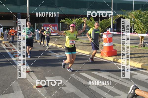 Buy your photos of the eventCORRIDA INDOR PRAIA DE VERO TERESINA SHOPPING on Fotop