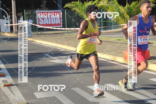 Buy your photos of the eventCORRIDA INDOR PRAIA DE VERO TERESINA SHOPPING on Fotop