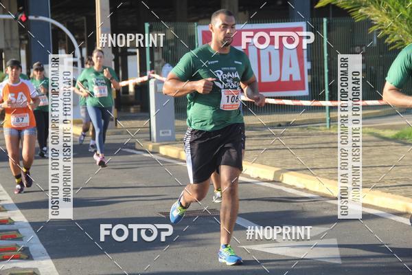 Buy your photos of the eventCORRIDA INDOR PRAIA DE VERO TERESINA SHOPPING on Fotop