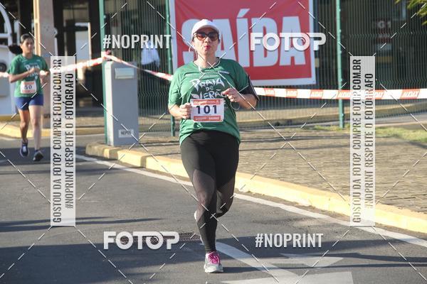 Buy your photos of the eventCORRIDA INDOR PRAIA DE VERO TERESINA SHOPPING on Fotop