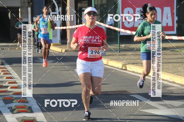 Buy your photos of the eventCORRIDA INDOR PRAIA DE VERO TERESINA SHOPPING on Fotop