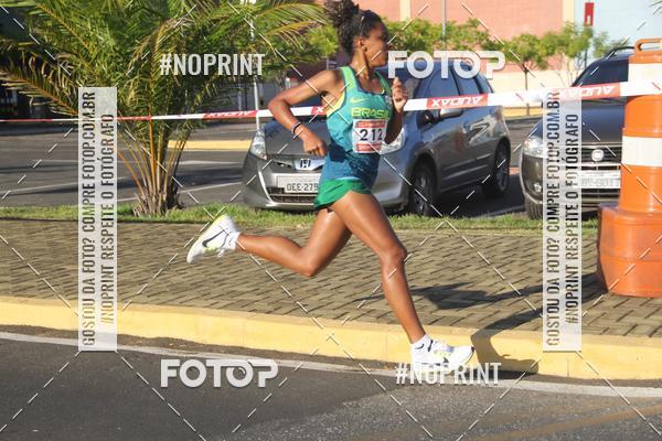 Buy your photos of the eventCORRIDA INDOR PRAIA DE VERO TERESINA SHOPPING on Fotop