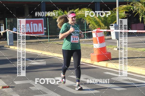 Buy your photos of the eventCORRIDA INDOR PRAIA DE VERO TERESINA SHOPPING on Fotop