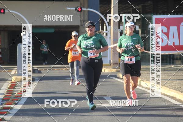 Buy your photos of the eventCORRIDA INDOR PRAIA DE VERO TERESINA SHOPPING on Fotop