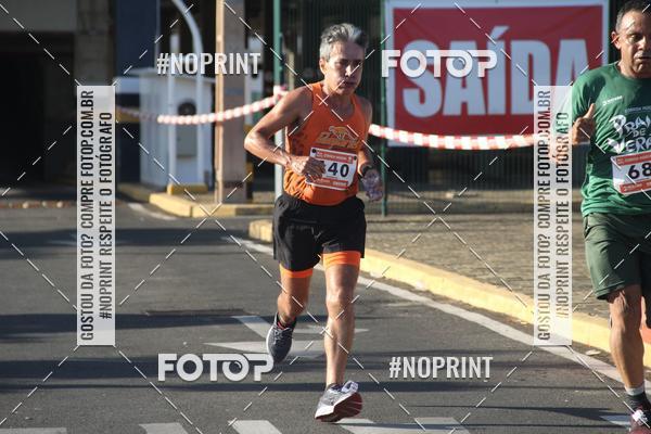 Buy your photos of the eventCORRIDA INDOR PRAIA DE VERO TERESINA SHOPPING on Fotop