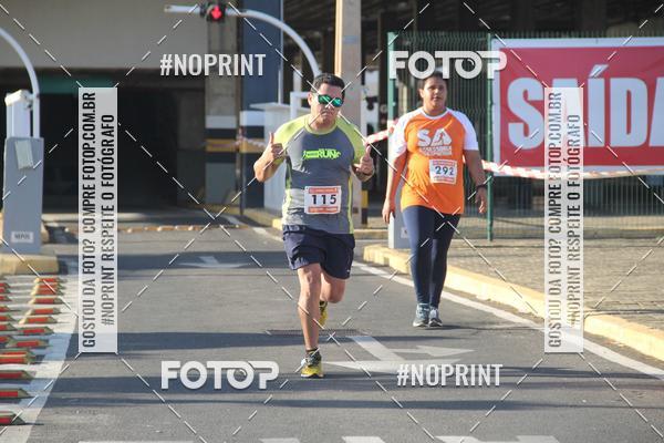Buy your photos of the eventCORRIDA INDOR PRAIA DE VERO TERESINA SHOPPING on Fotop