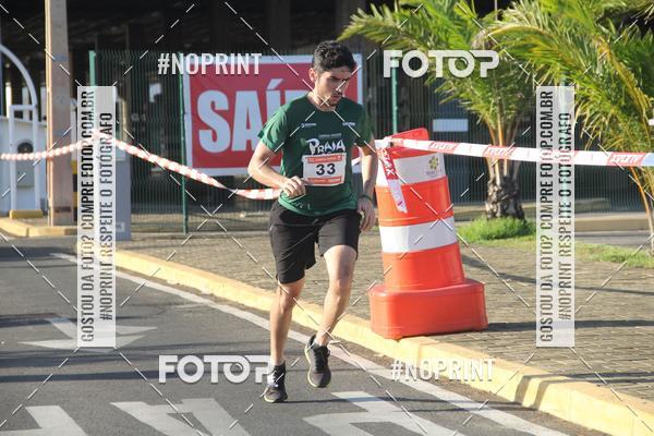 Buy your photos of the eventCORRIDA INDOR PRAIA DE VERO TERESINA SHOPPING on Fotop