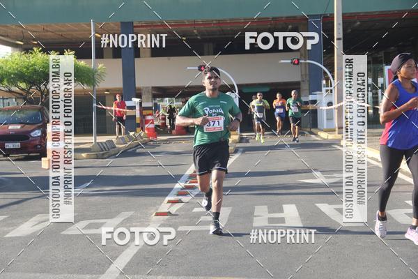 Buy your photos of the eventCORRIDA INDOR PRAIA DE VERO TERESINA SHOPPING on Fotop