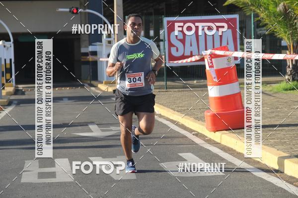 Buy your photos of the eventCORRIDA INDOR PRAIA DE VERO TERESINA SHOPPING on Fotop