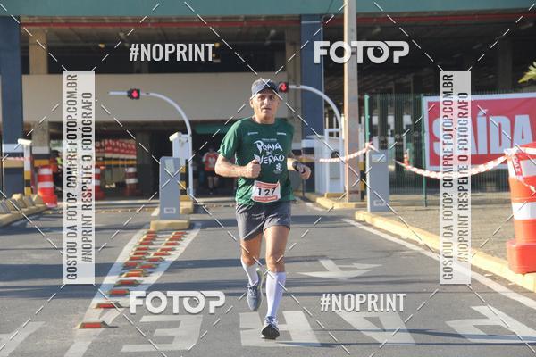 Buy your photos of the eventCORRIDA INDOR PRAIA DE VERO TERESINA SHOPPING on Fotop