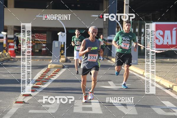 Buy your photos of the eventCORRIDA INDOR PRAIA DE VERO TERESINA SHOPPING on Fotop