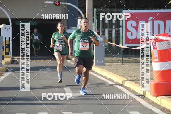 Buy your photos of the eventCORRIDA INDOR PRAIA DE VERO TERESINA SHOPPING on Fotop