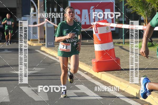 Buy your photos of the eventCORRIDA INDOR PRAIA DE VERO TERESINA SHOPPING on Fotop