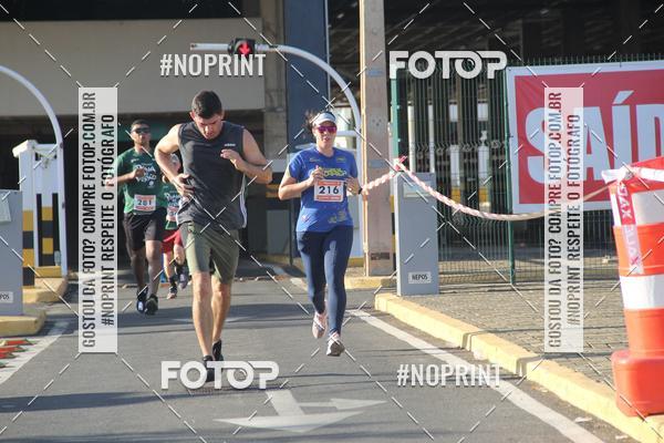 Buy your photos of the eventCORRIDA INDOR PRAIA DE VERO TERESINA SHOPPING on Fotop