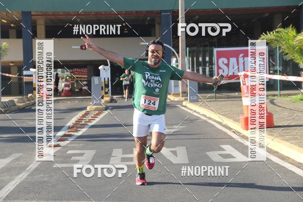 Buy your photos of the eventCORRIDA INDOR PRAIA DE VERO TERESINA SHOPPING on Fotop