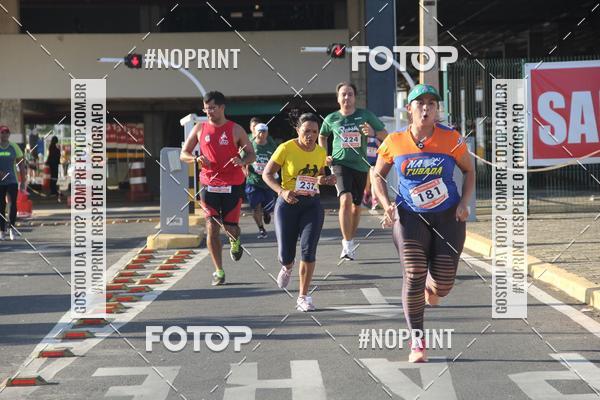 Buy your photos of the eventCORRIDA INDOR PRAIA DE VERO TERESINA SHOPPING on Fotop