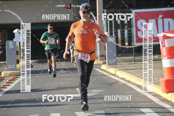 Buy your photos of the eventCORRIDA INDOR PRAIA DE VERO TERESINA SHOPPING on Fotop