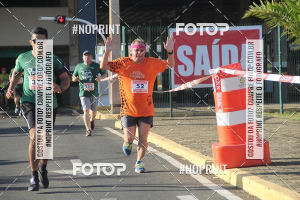 Buy your photos of the eventCORRIDA INDOR PRAIA DE VERO TERESINA SHOPPING on Fotop