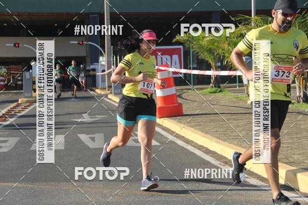 Buy your photos of the eventCORRIDA INDOR PRAIA DE VERO TERESINA SHOPPING on Fotop