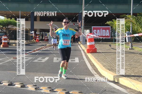 Buy your photos of the eventCORRIDA INDOR PRAIA DE VERO TERESINA SHOPPING on Fotop