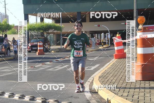 Buy your photos of the eventCORRIDA INDOR PRAIA DE VERO TERESINA SHOPPING on Fotop