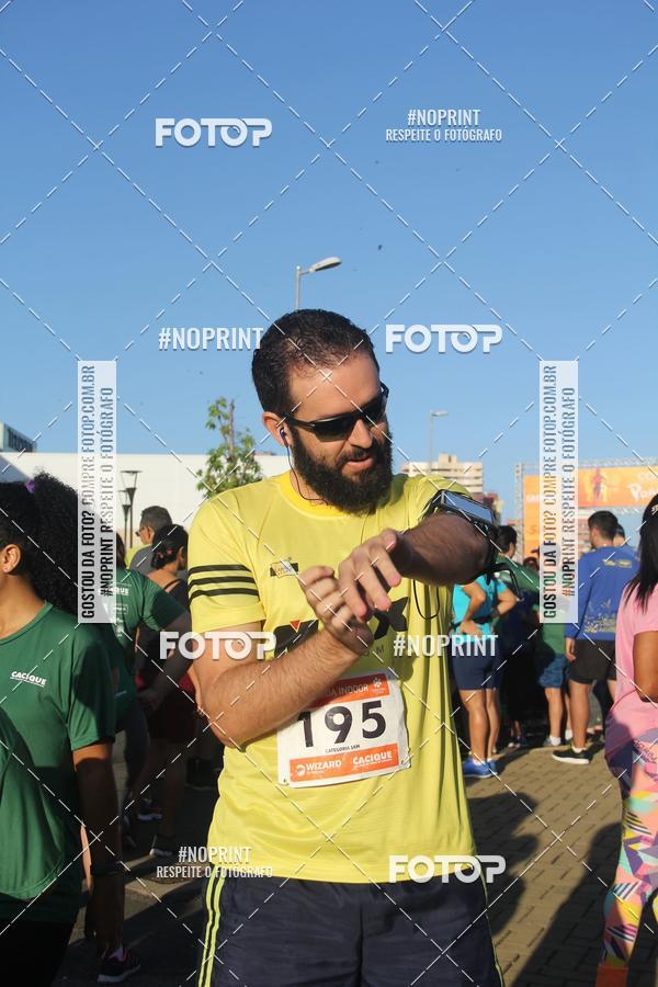 Buy your photos of the eventCORRIDA INDOR PRAIA DE VERO TERESINA SHOPPING on Fotop