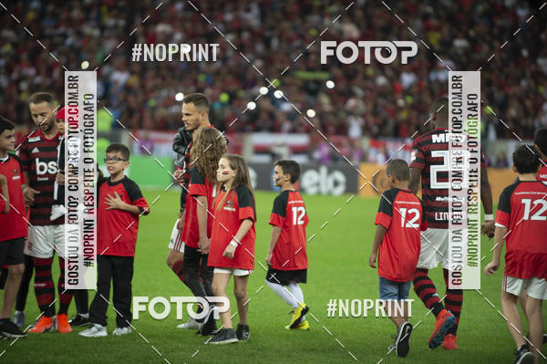 Buy your photos of the eventFlamengo x Atltico-PR - Maracan - 17/07/2019 on Fotop
