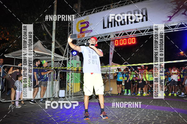 Buy your photos of the eventCircuito Night Run Lagos 2019 - Bzios on Fotop