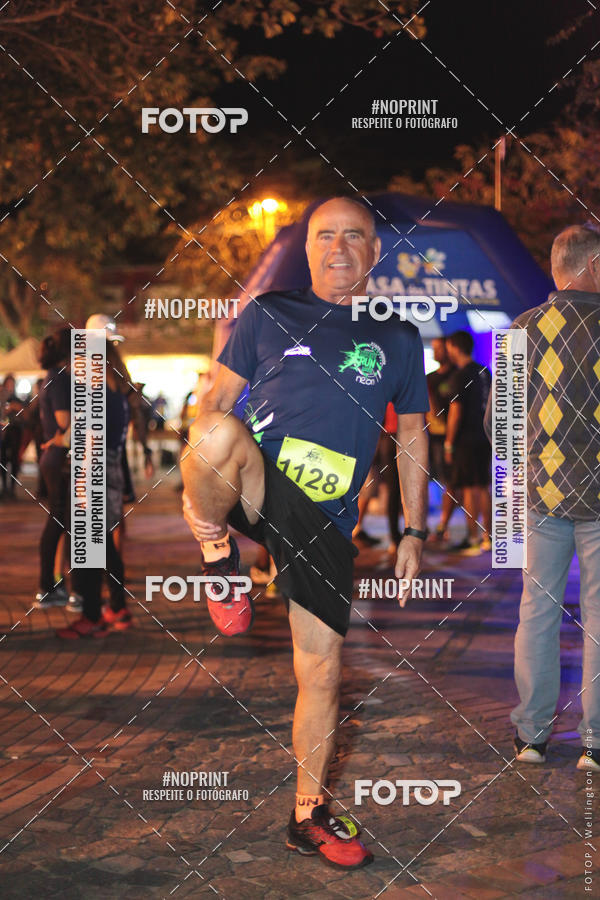 Buy your photos of the eventCircuito Night Run Lagos 2019 - Bzios on Fotop