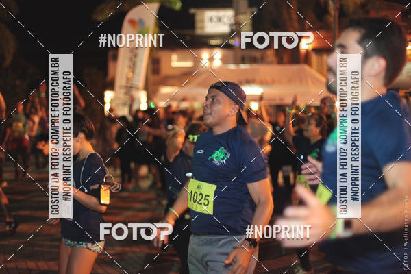 Buy your photos of the eventCircuito Night Run Lagos 2019 - Bzios on Fotop