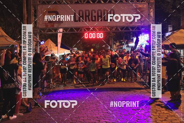 Buy your photos of the eventCircuito Night Run Lagos 2019 - Bzios on Fotop