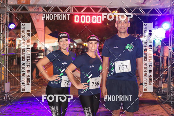 Buy your photos of the eventCircuito Night Run Lagos 2019 - Bzios on Fotop