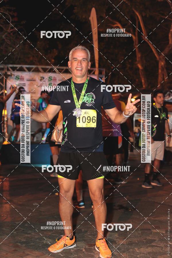 Buy your photos of the eventCircuito Night Run Lagos 2019 - Bzios on Fotop