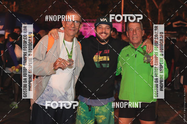 Buy your photos of the eventCircuito Night Run Lagos 2019 - Bzios on Fotop